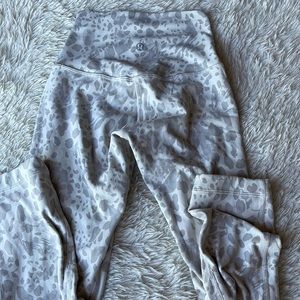 Lululemon align crop leggings